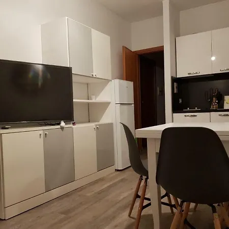 Capricorn Nuvoloni Apartment *